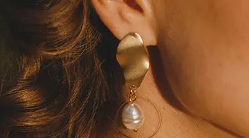 A demanda global por joias de inspira&ccedil;&atilde;o vintage dispara entre os millennials.