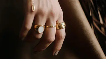 A demanda global por joias de inspira&ccedil;&atilde;o vintage dispara entre os millennials.